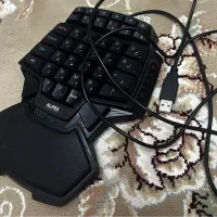 فروش یا معاوضه کیبورد گیمینگ ارگونومیک (نو نو)