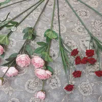 گل مصنوعی|گل مصنوعی|ری, شهادت|دیوار