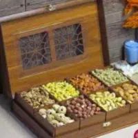 خریدار عمده مواد غذایی و شوینده