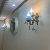 دوعدد لوستر چهارعدد دیوار کوب همراه بالامپ کریستال