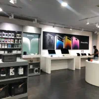 ۱۴۷متر/تجاری/تاپ لوکیشن/فرصتی بی نظیر