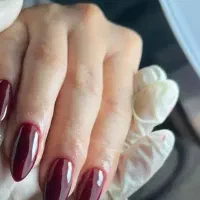 کاشت ناخن و ترمیم ناخن با ماندگاری بالا