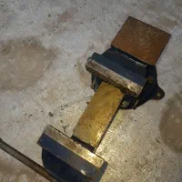 گیره آهنگری