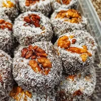 خرما گردویی