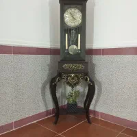 ساعت ایستاده