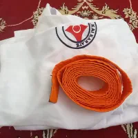 لباس( کیوکوشین کارته ) دخترانه در حد نو