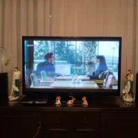 تلوزیون 50 اینج