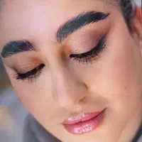 جشنواره تخفیف میکاپ و شنیون اروپایی