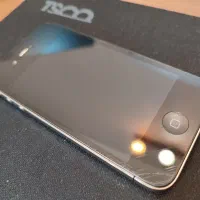 فروش آیفون ۴ مشکی ۳۲ گیگ کلکسیونی