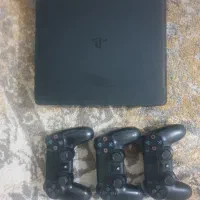 PS4 Slim 1TB   بدون خط و خش و در حد نو