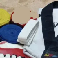 لباس تکواندو با کمربند