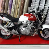 ماکت موتور سی بی ۱۳۰۰ مدل ۲۰۰۳