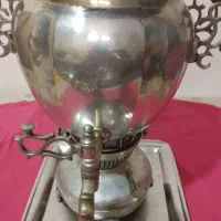 سماور نفتی قدیمی سالم‌ آماده بکار با سینی وجام زیر|قوری، کتری، قهوه‌ساز دستی|تهران, ارامنه|دیوار