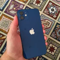 اپل iPhone 12 با حافظهٔ ۱۲۸ گیگابایت