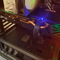 rx580 xfx در حد نو سرویس شده