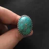 انگشتر فیروزه نیشاپور با رگه نقره