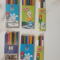 مداد رنگی خط کش دستکش میز تحریر