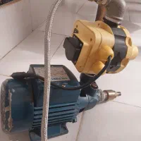 پمپ آب نیم اسب نو بااتومات وشیرالات