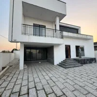 ویلا  نیم پیلوت استخر داخلی سند دار ۲۳۰متری