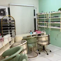 اجاره میز ناخن صندلی ناخن ناخنکار|خدمات آرایشگری و زیبایی|تهران, نظامی گنجوی (توانیر)|دیوار