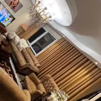 مبلمان و‌میز غذاخوری و پرده