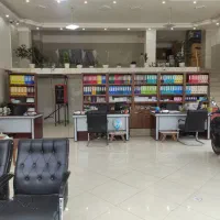 استخدام همکار یک خانم و یک آقا
