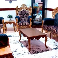 مبل هفت نفره ۲عددگل میز میز وسط