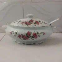 ظروف چینی گل قرمز