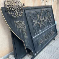 در حیاط