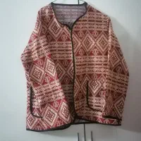 تعدادی کاپشن و مانتو و غیره همگی تمیز سالم|لباس|سبزوار, ولیعصر (نجار آباد)|دیوار