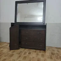 تخت ۲ نفره و آینه دلاور|تخت و سرویس خواب|کاشمر, |دیوار