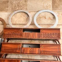 میز تیوی کلاسیک