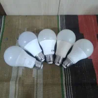 ۵تا لامپ ۹وات سوخته