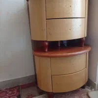 دو عدد پاتختی و میز آرایشی