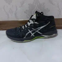 کفش والیبال