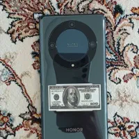 گوشی درحد نو