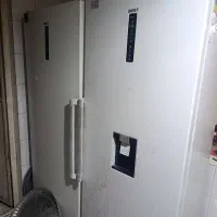 یخچال وفریزرو ابگرم کن