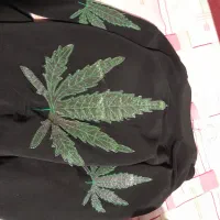 کاپشن|لباس|تهران, والفجر (افسریه)|دیوار