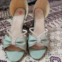 کفش سبز سایز 40پاشنه بلند بسیار زیبا