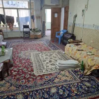 خانه-کلنگی-165متر-سه-خوابه-حیاط-وسط