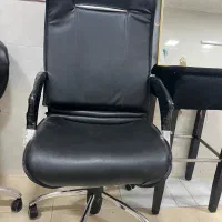 صندلی اداری و مدیریتی