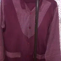 لباس فرم زرشکی سایز ۸ با دو عدد شلوار