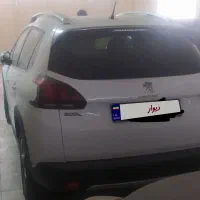 پژو2008