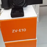 دوربین سونی zv e10|دوربین عکاسی و فیلم‌برداری|تهران, پامنار|دیوار