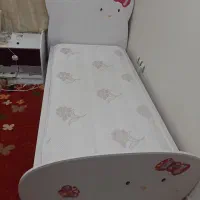 تخت نوجوان طرح کیتی
