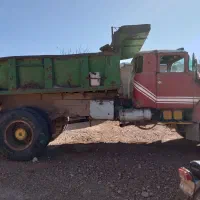 خاور مینی بوس