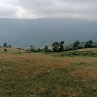 زمین-کوهپایه-ای