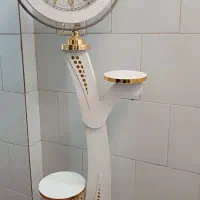 ساعت ایستاده ومیزتلوزیون