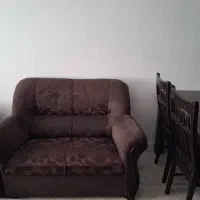 مبل و ناهار خوری و زیر تلویزیون