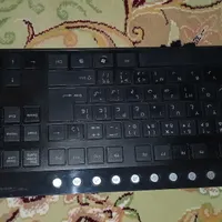 مانیتور و کیبورد